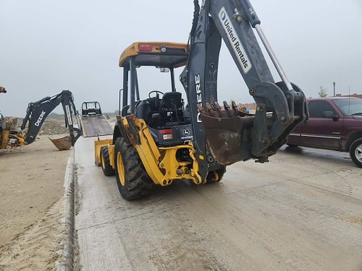 JOHN DEERE 310L EP II photo 7