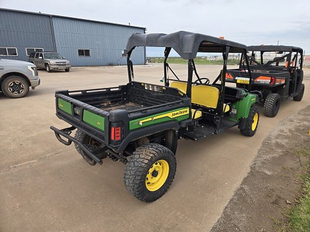 JOHN DEERE 855M S4 photo 3