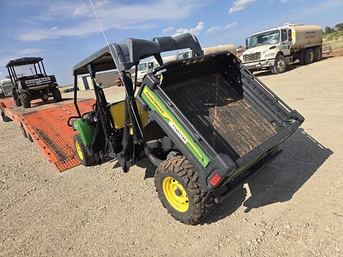 JOHN DEERE 855M S4 photo 9