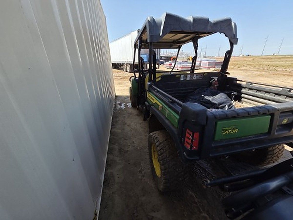 JOHN DEERE 855M S4 photo 2