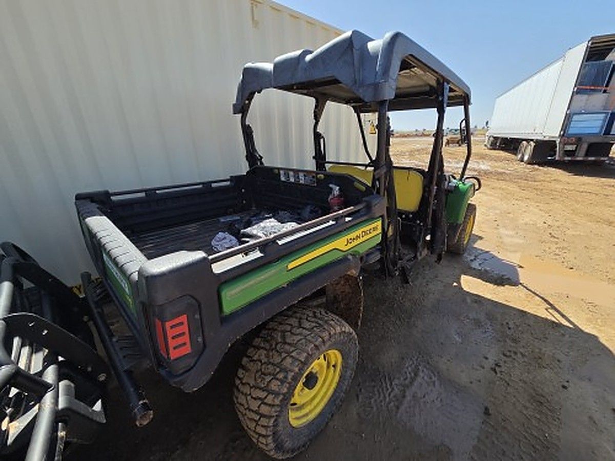JOHN DEERE 855M S4 photo 3