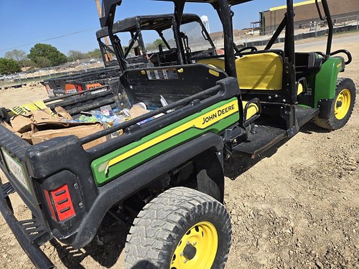 JOHN DEERE 855M S4 photo 4