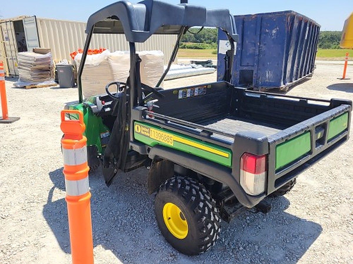 JOHN DEERE HPX815E photo 3