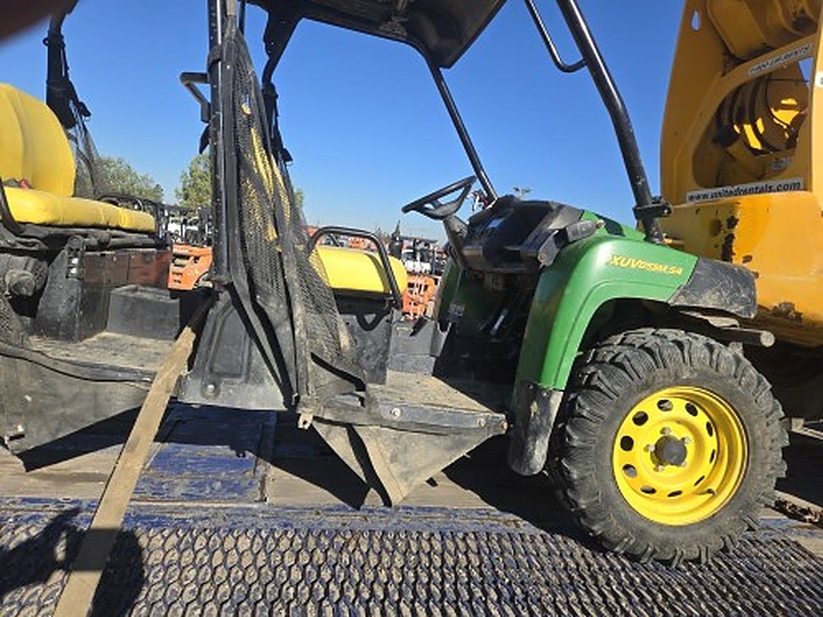 JOHN DEERE XUV855M S4 photo 3
