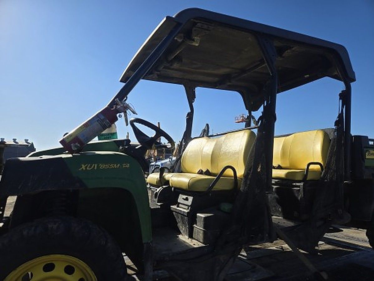JOHN DEERE XUV855M S4 photo 5