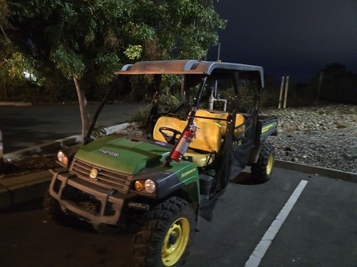 JOHN DEERE XUV855M S4 photo 9