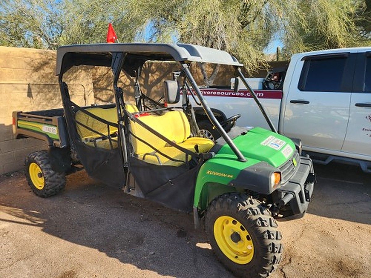 JOHN DEERE XUV855M S4 photo 3