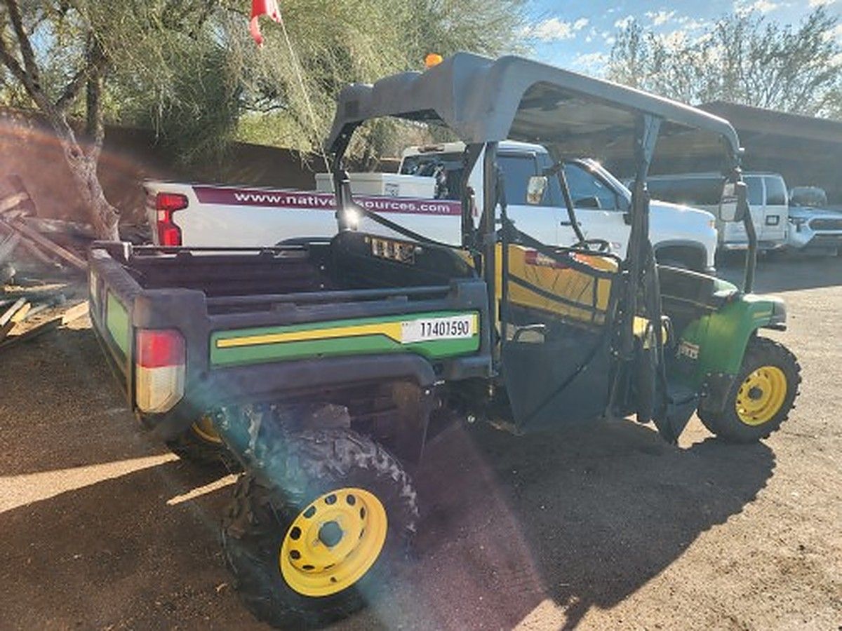 JOHN DEERE XUV855M S4 photo 5