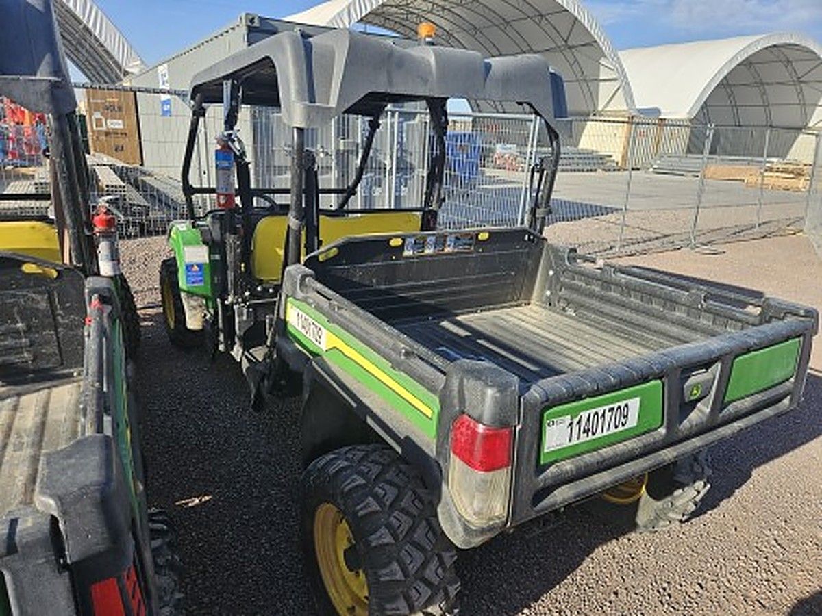 JOHN DEERE XUV855M S4 photo 2