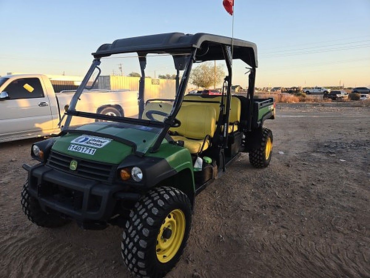 JOHN DEERE XUV855M S4 photo 3
