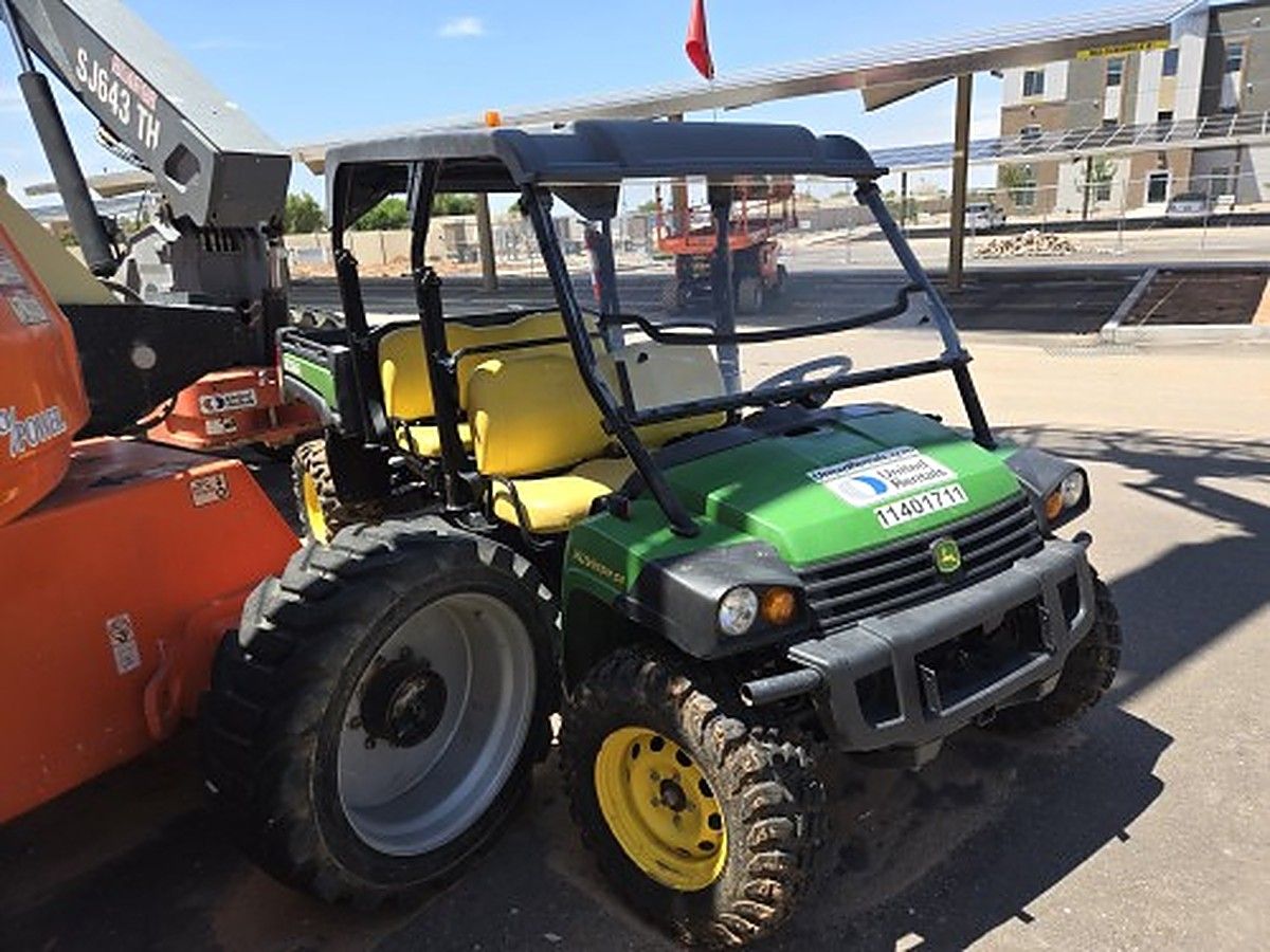 JOHN DEERE XUV855M S4 photo 4