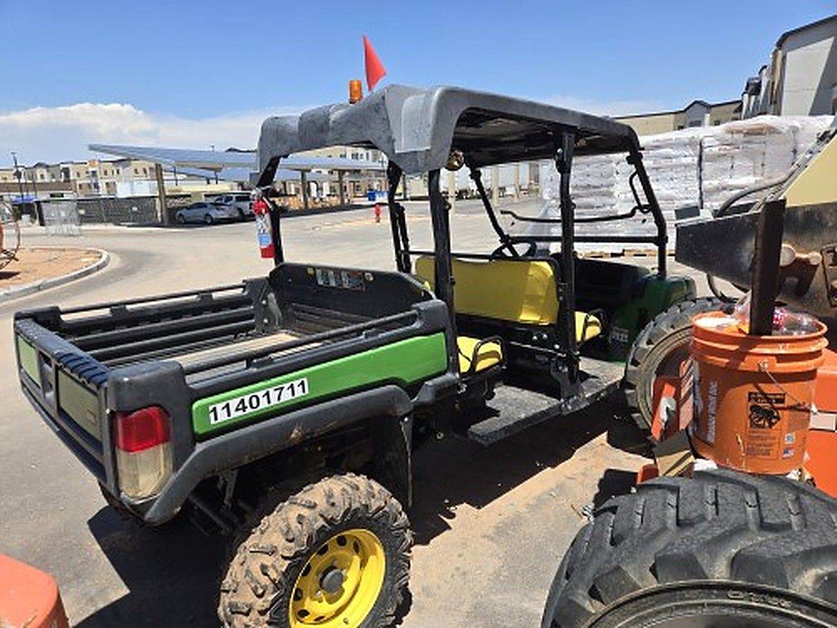 JOHN DEERE XUV855M S4 photo 6