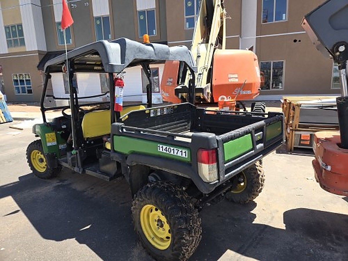 JOHN DEERE XUV855M S4 photo 7