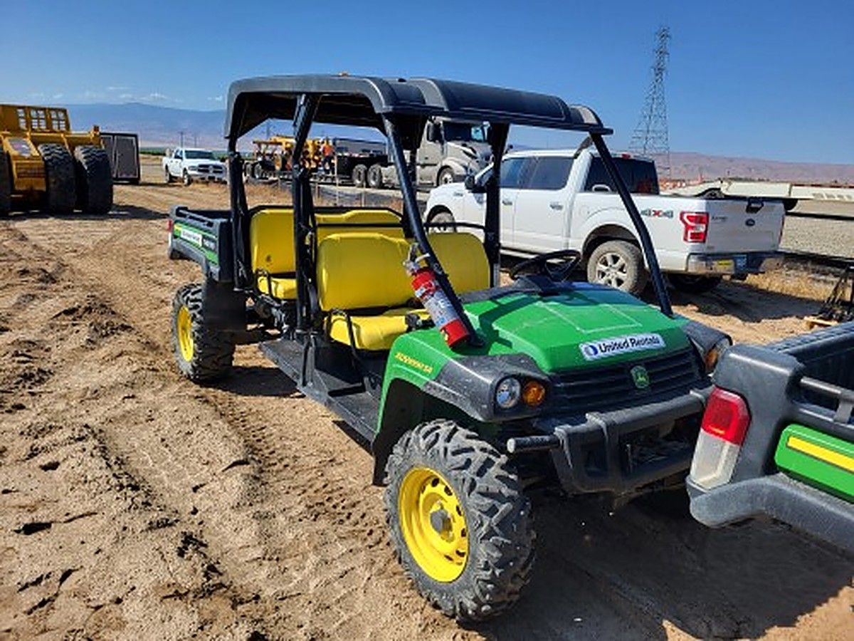 JOHN DEERE XUV855M S4 photo 9