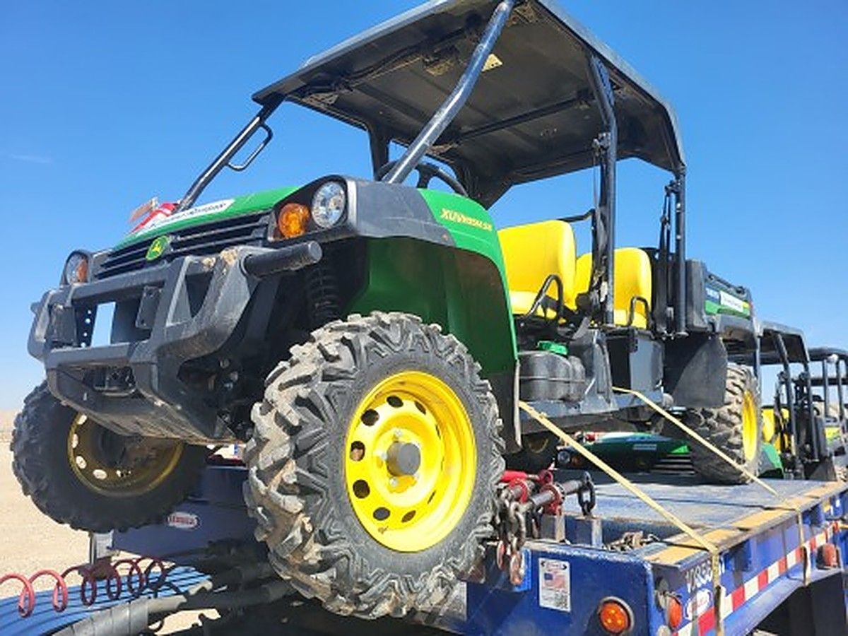 JOHN DEERE XUV855M S4 photo 10