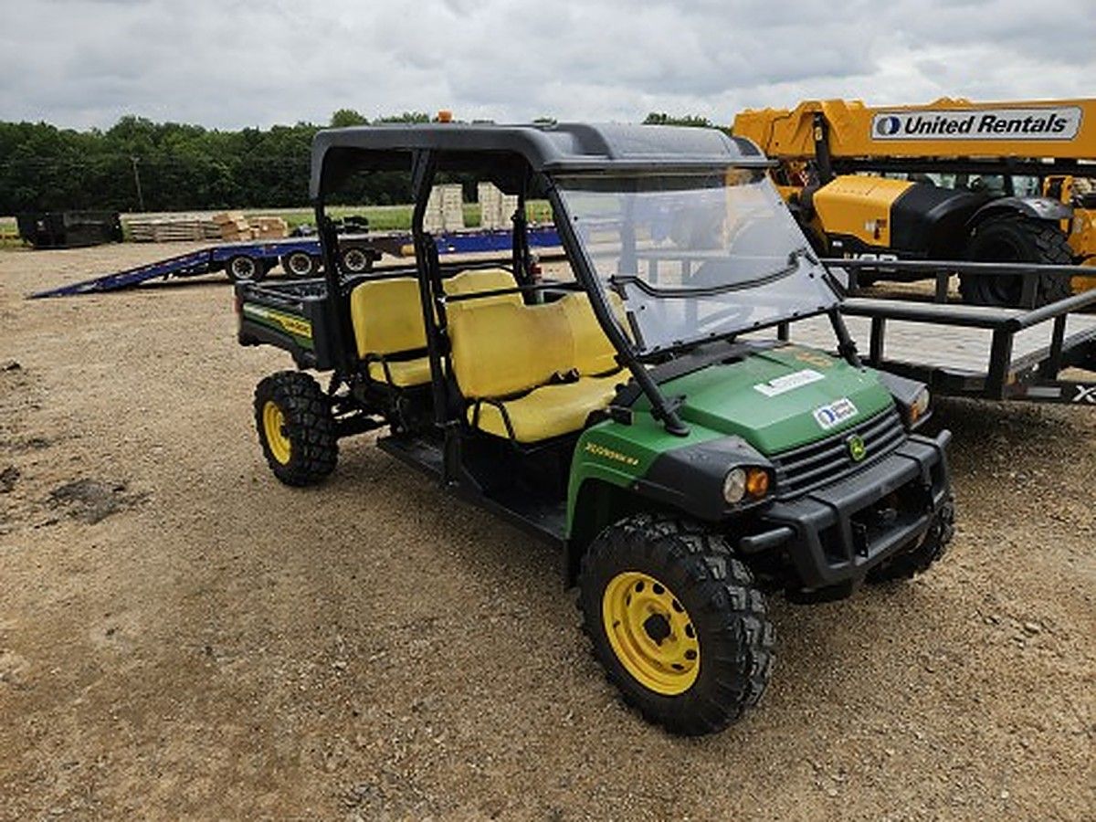 JOHN DEERE XUV855M S4 photo 3