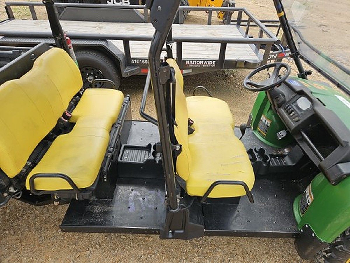 JOHN DEERE XUV855M S4 photo 4