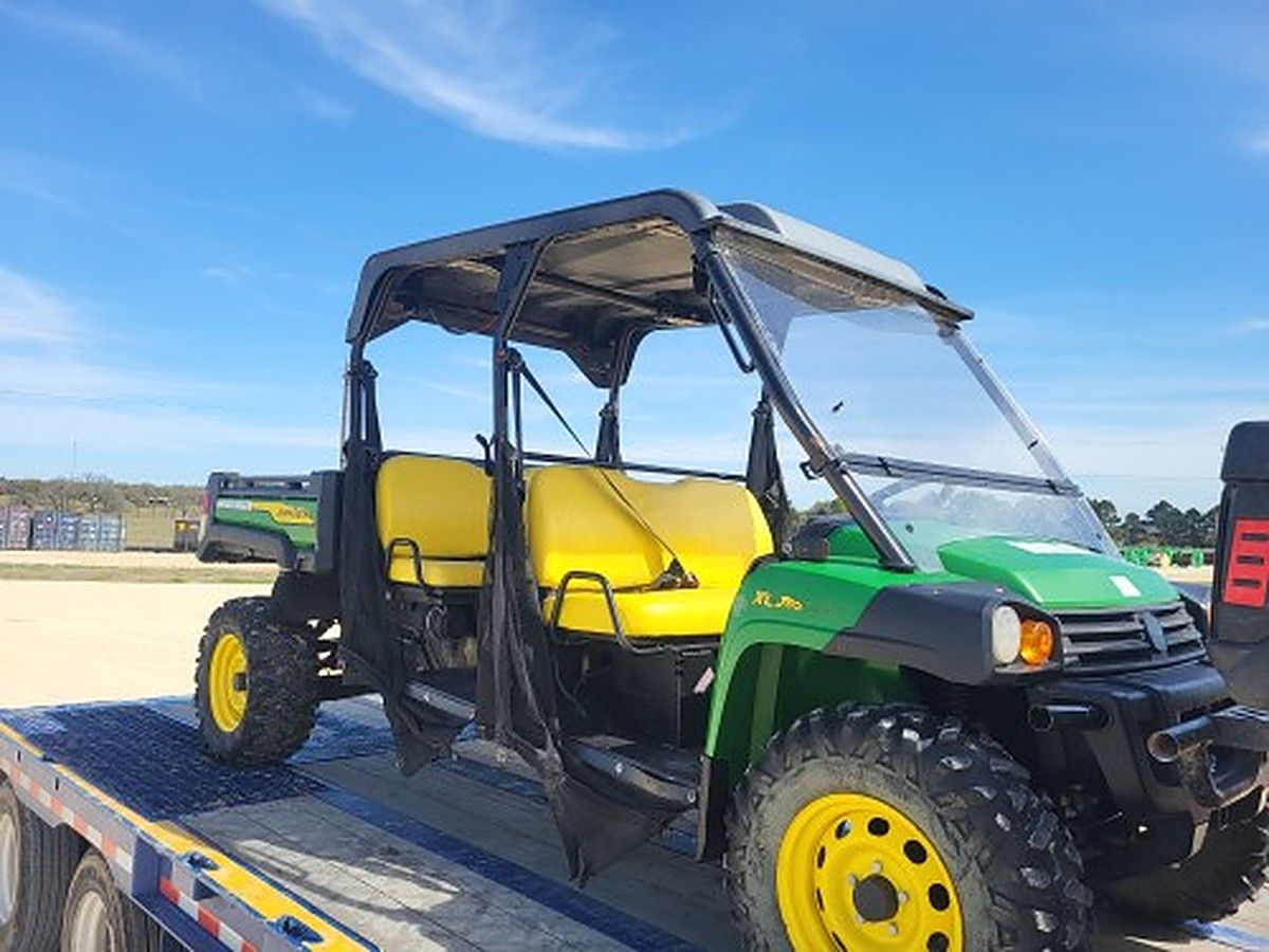 JOHN DEERE XUV855M S4 photo 3