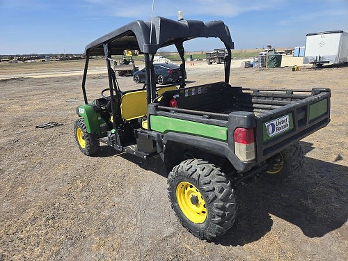JOHN DEERE XUV855M S4 photo 4