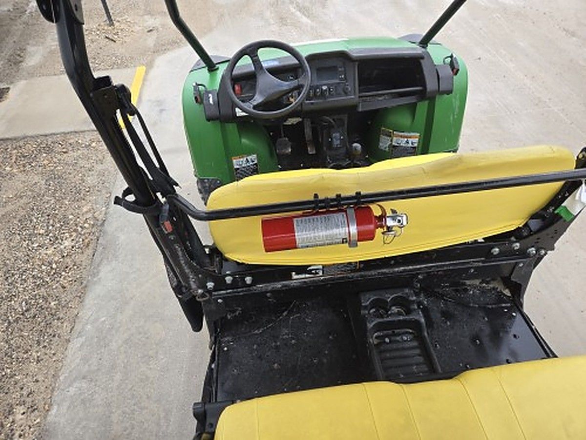JOHN DEERE XUV855M S4 photo 3