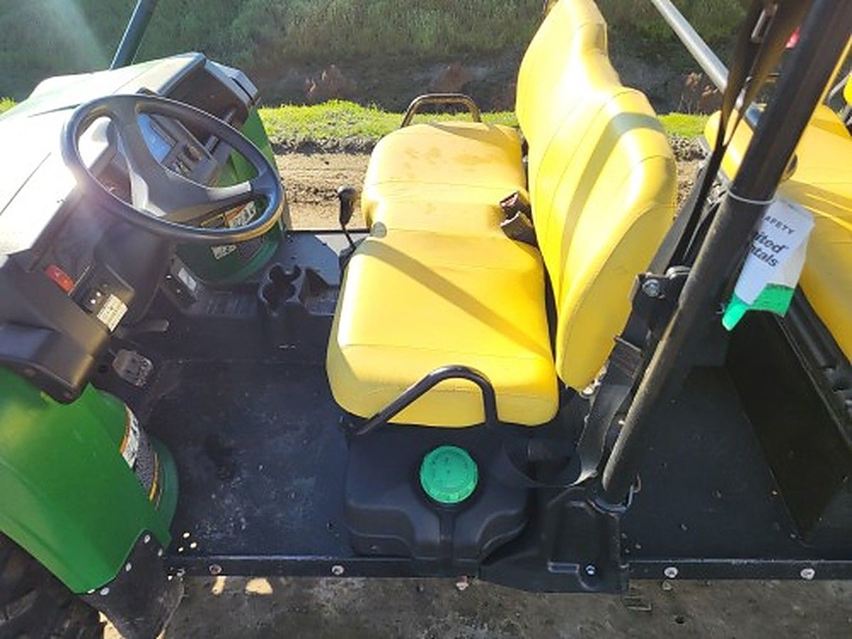 JOHN DEERE XUV855M S4 photo 5