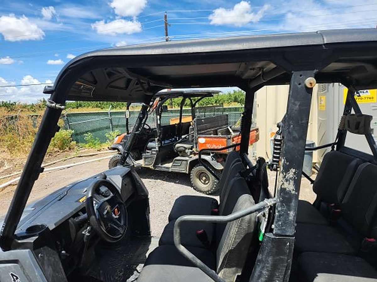 JOHN DEERE XUV855M S4 photo 4