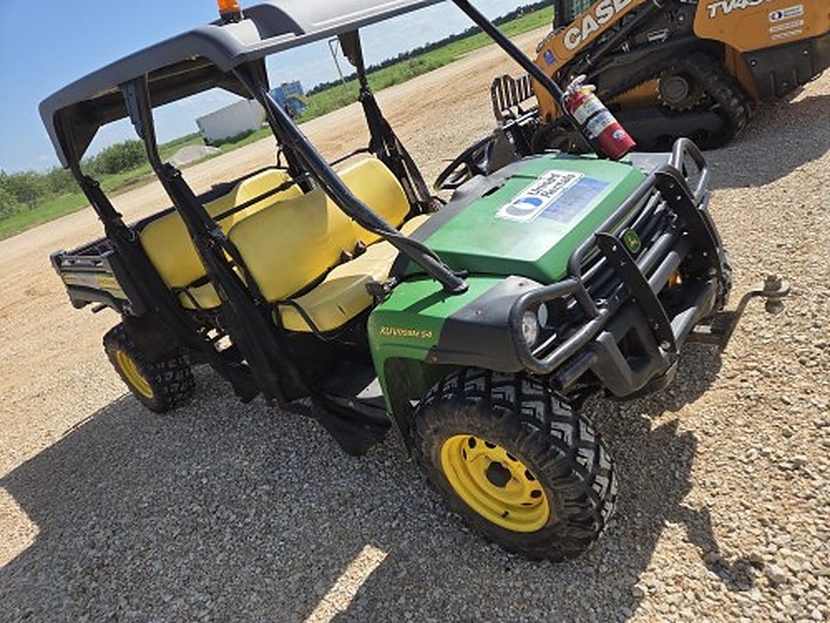 JOHN DEERE XUV855M S4 photo 4