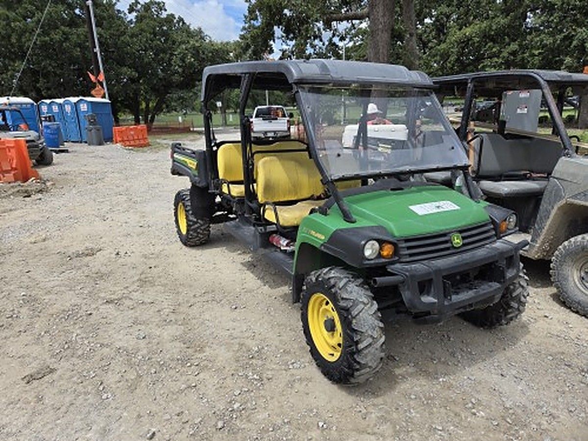 JOHN DEERE XUV855M S4 photo 5