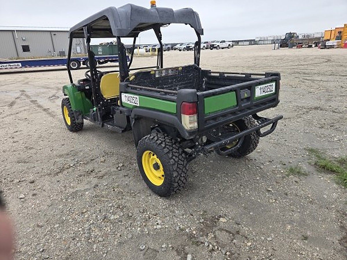 JOHN DEERE XUV855M S4 photo 2