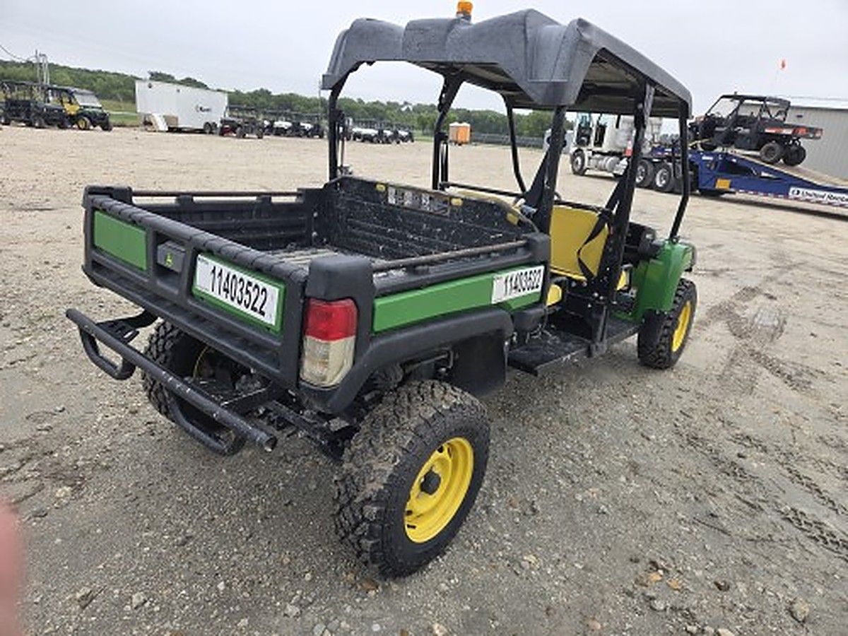 JOHN DEERE XUV855M S4 photo 3
