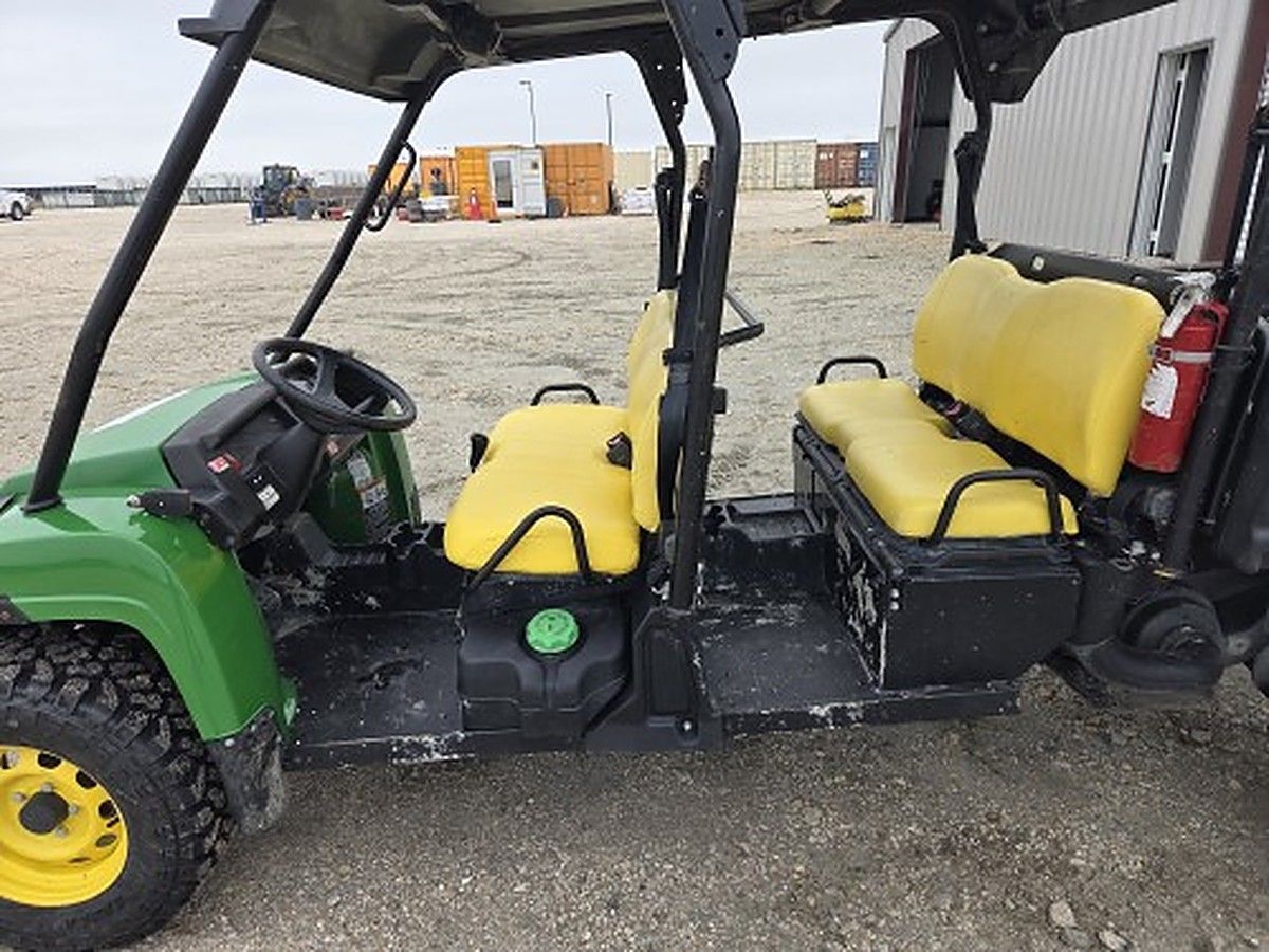 JOHN DEERE XUV855M S4 photo 4