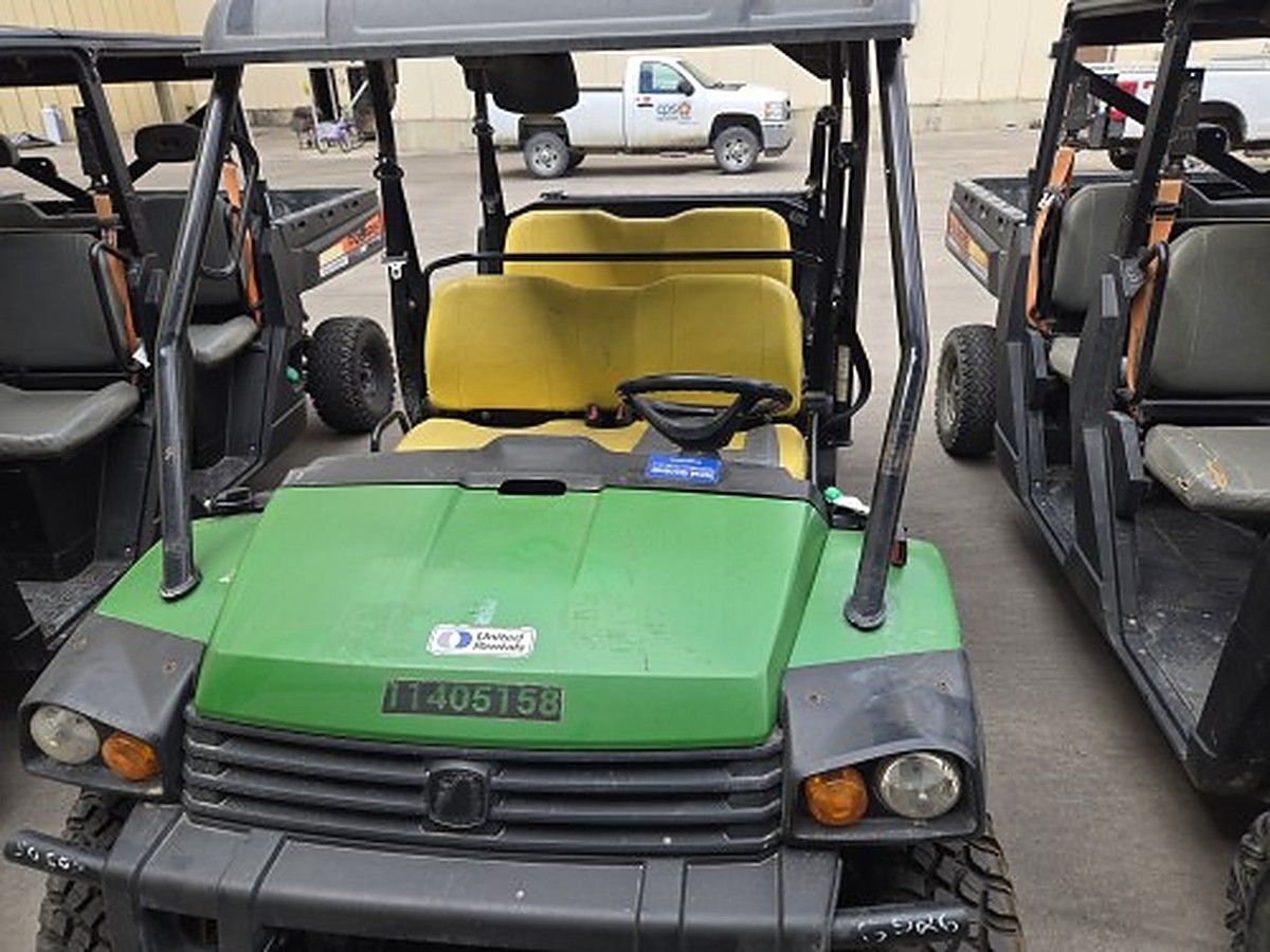 JOHN DEERE XUV855M S4 photo 5