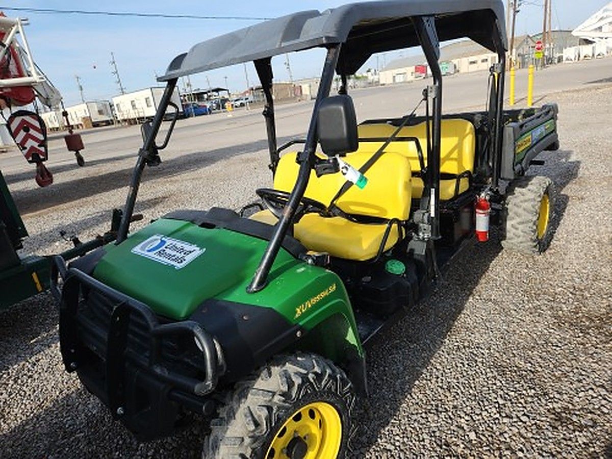 JOHN DEERE XUV855M S4 photo 2