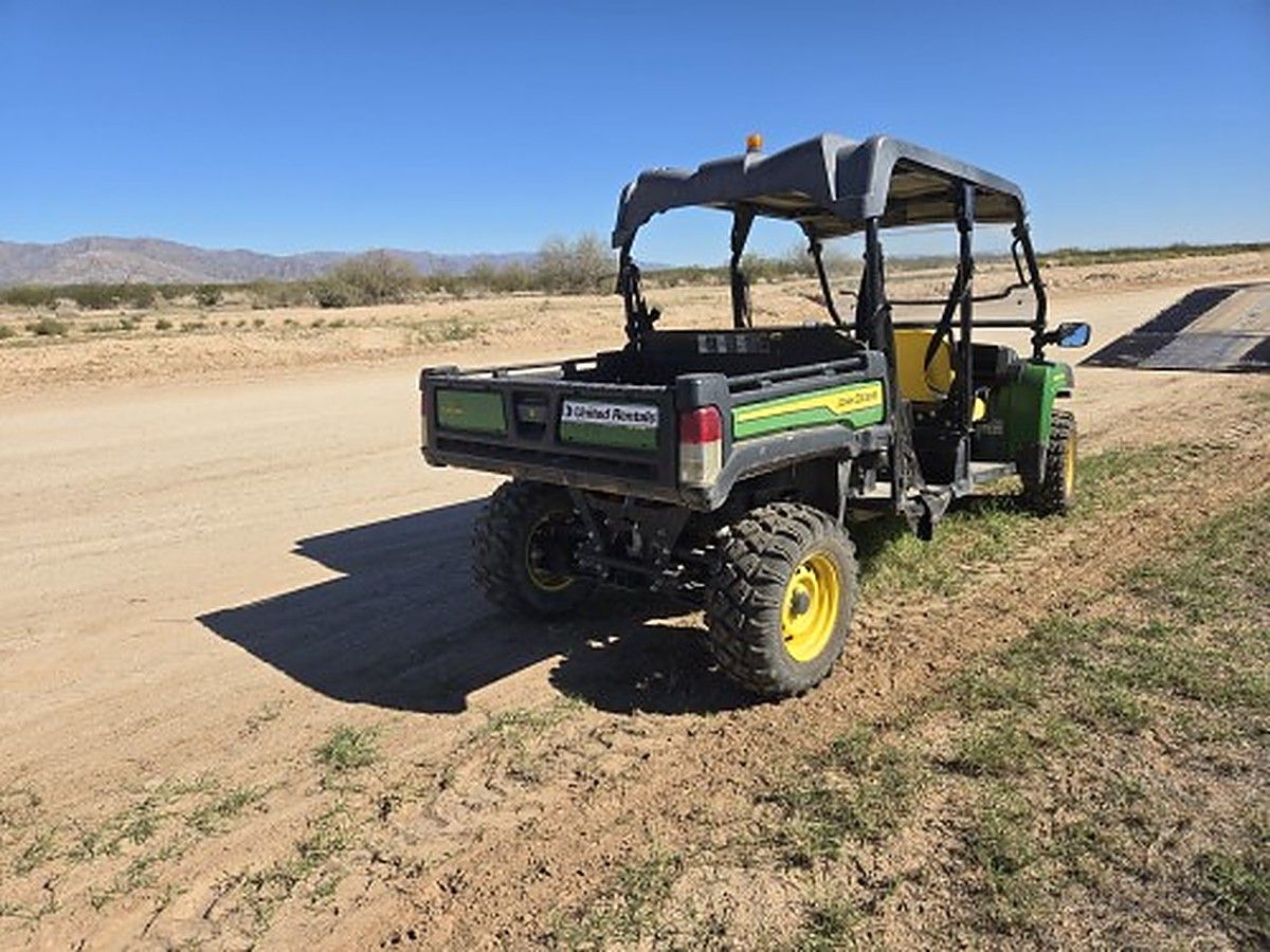 JOHN DEERE XUV855M S4 photo 7