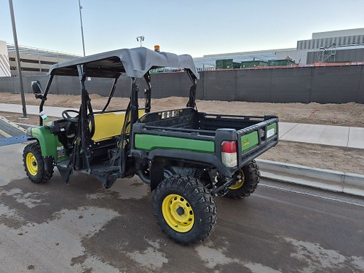 JOHN DEERE XUV855M S4 photo 2