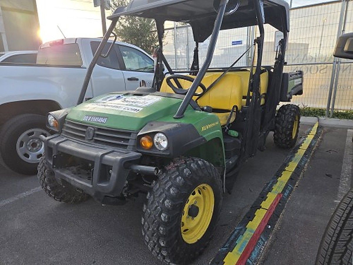 JOHN DEERE XUV855M S4 photo 5