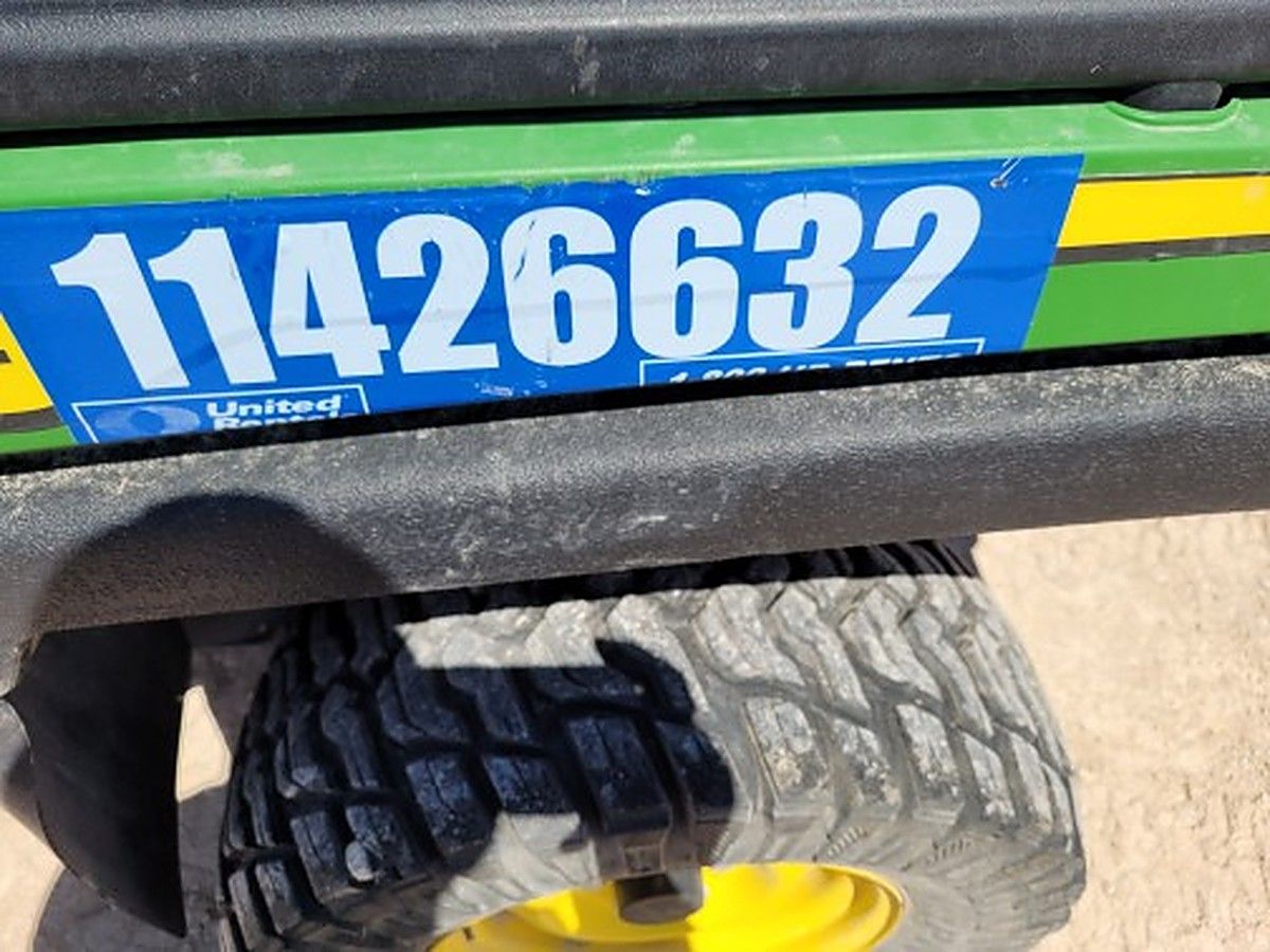 JOHN DEERE XUV855M S4 photo 5