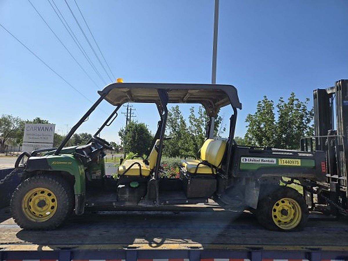 JOHN DEERE XUV855M S4 photo 2