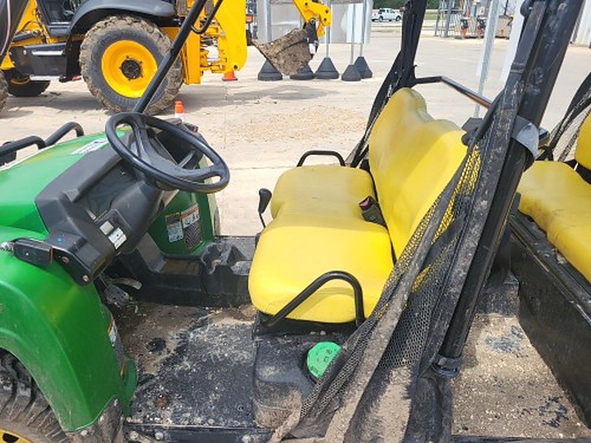 JOHN DEERE XUV855M S4 photo 3