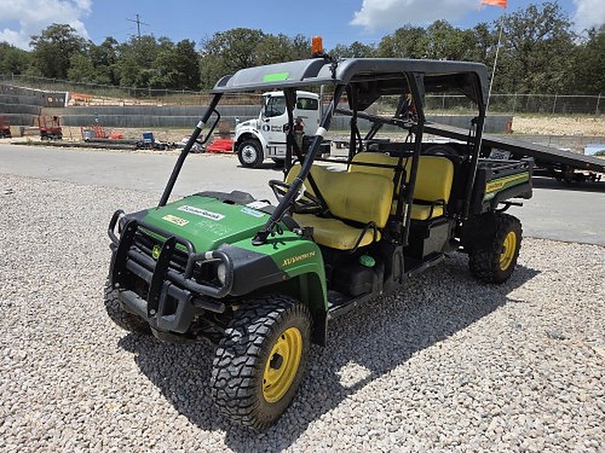 JOHN DEERE XUV855M S4 photo 4