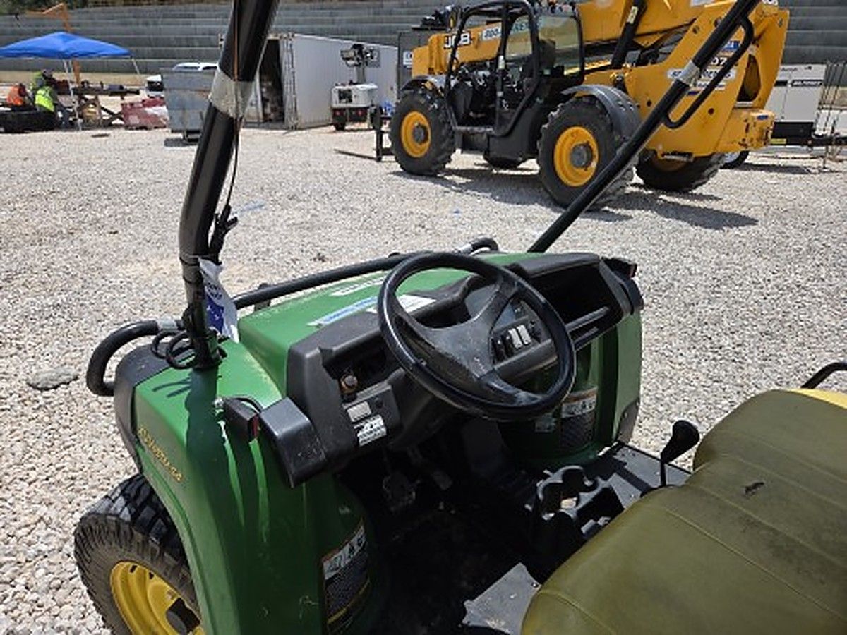 JOHN DEERE XUV855M S4 photo 5