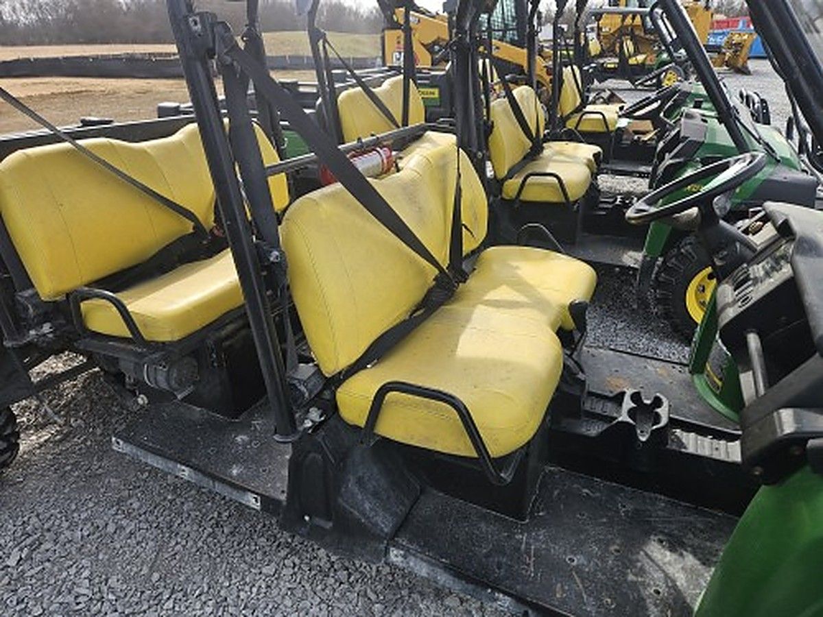 JOHN DEERE XUV855M S4 photo 5