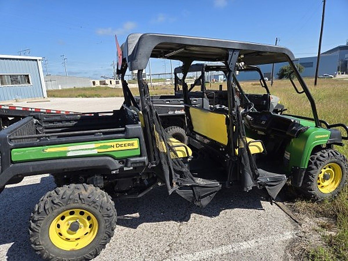 JOHN DEERE XUV855M S4 photo 2
