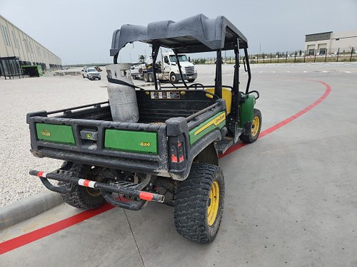 JOHN DEERE XUV855M S4 photo 4