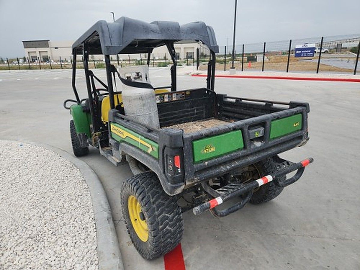 JOHN DEERE XUV855M S4 photo 5