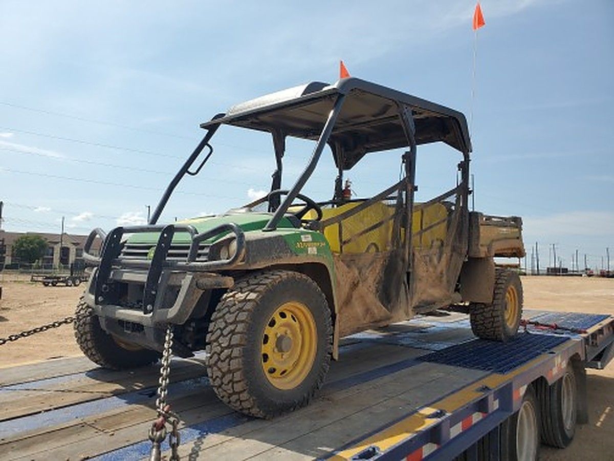 JOHN DEERE XUV855M S4 photo 3