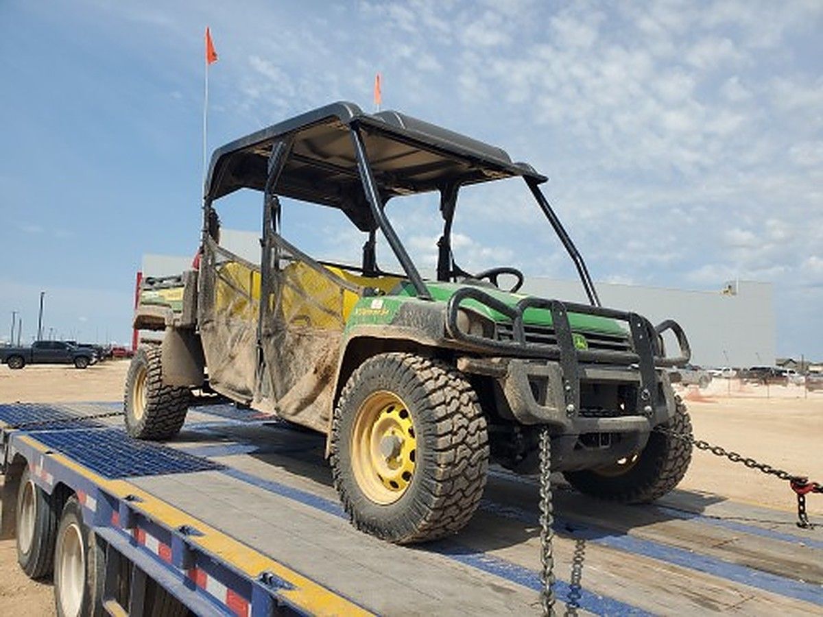 JOHN DEERE XUV855M S4 photo 4