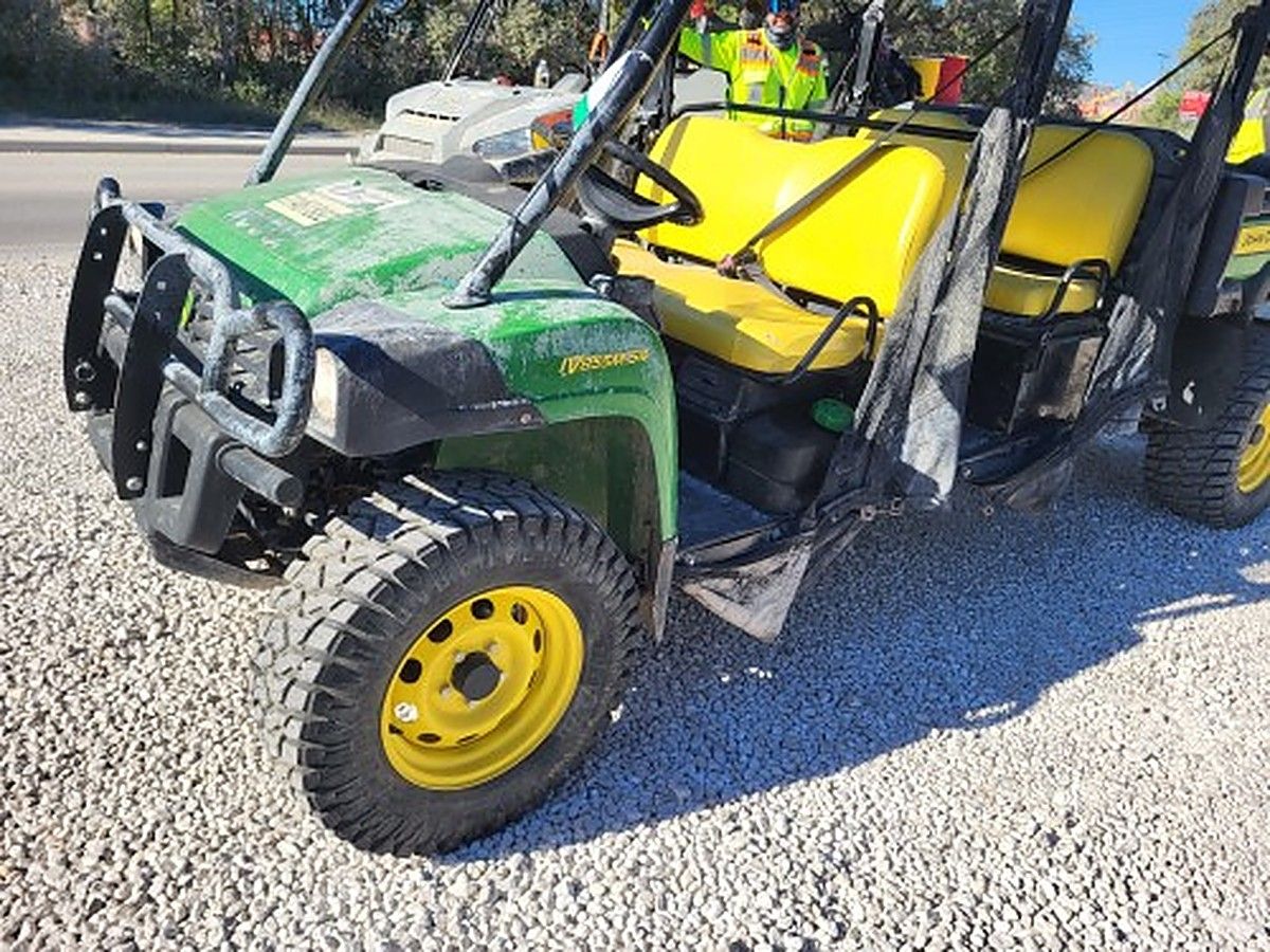 JOHN DEERE XUV855M S4 photo 5