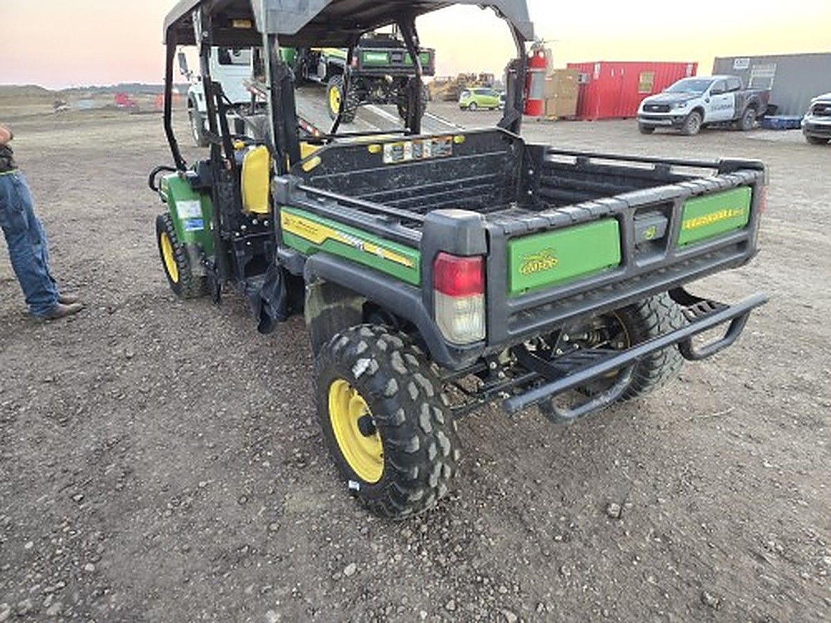 JOHN DEERE XUV855M S4 photo 5