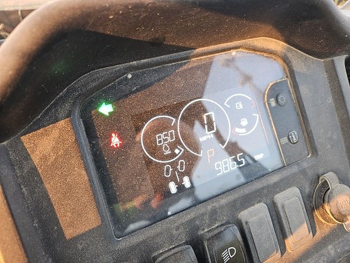 JOHN DEERE XUV855M S4 photo 10